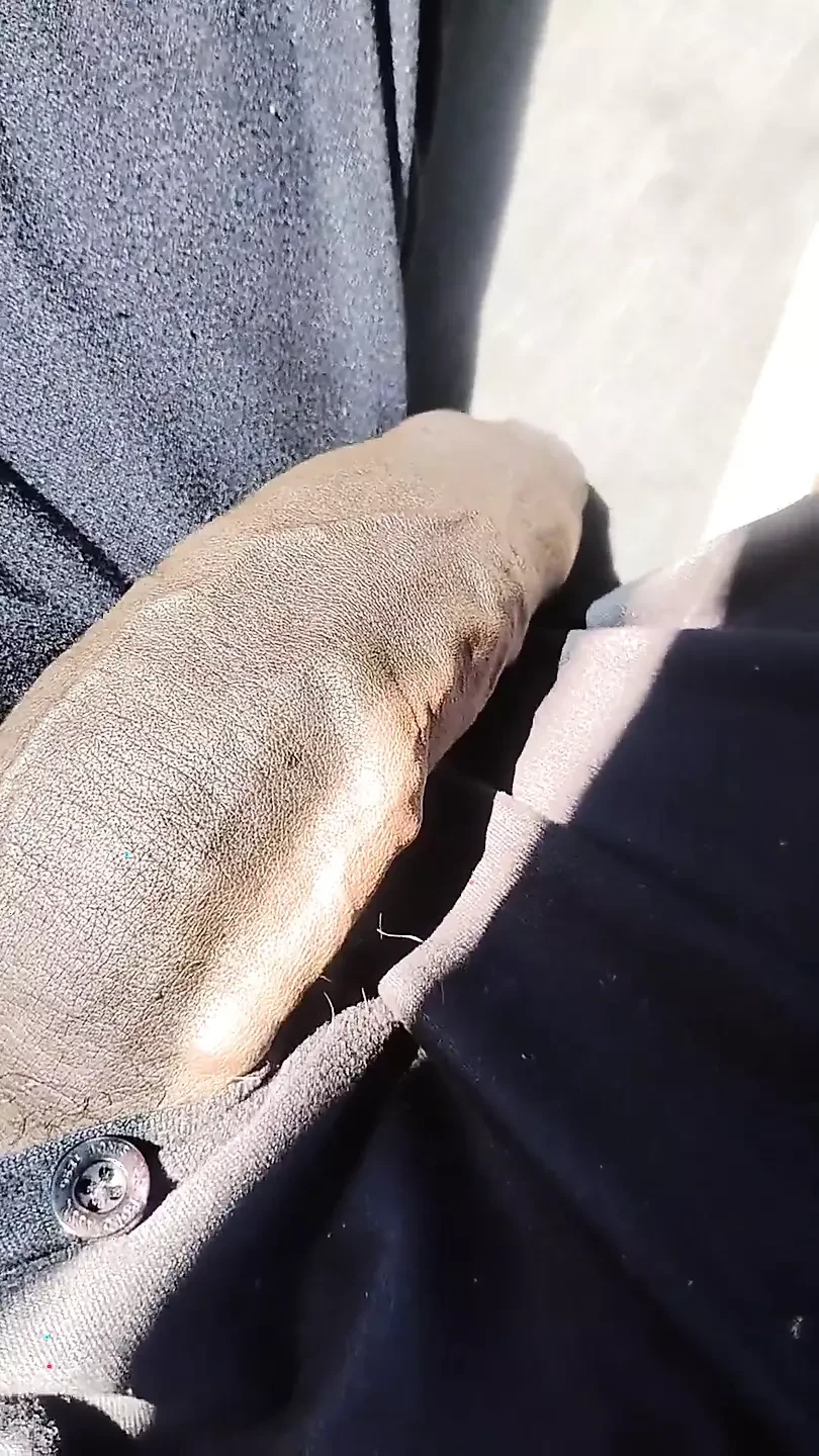 Chocolatemeatstick BBC Flashing