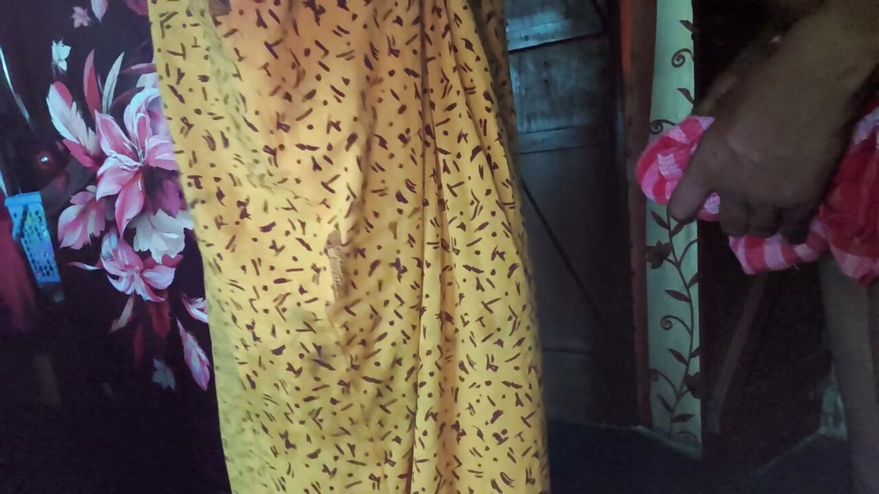 Village Deshi bhabi Hot sexy sex in home