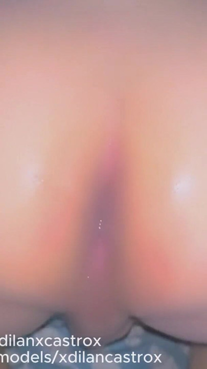 没有避孕套的痛苦无套肛交同性恋 twink 内射精液 |剪辑 2