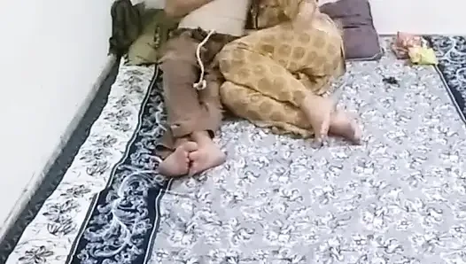 Desi bhabhi ve onun devarı