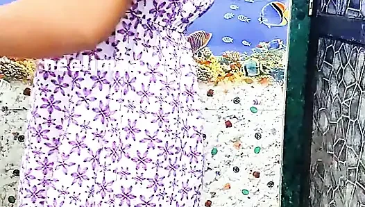 Трахни меня, детка, пожалуйста, съешь меня симпатичная индийская девушкаCute миниатюрная тинка хочет сделать твой член твердым.