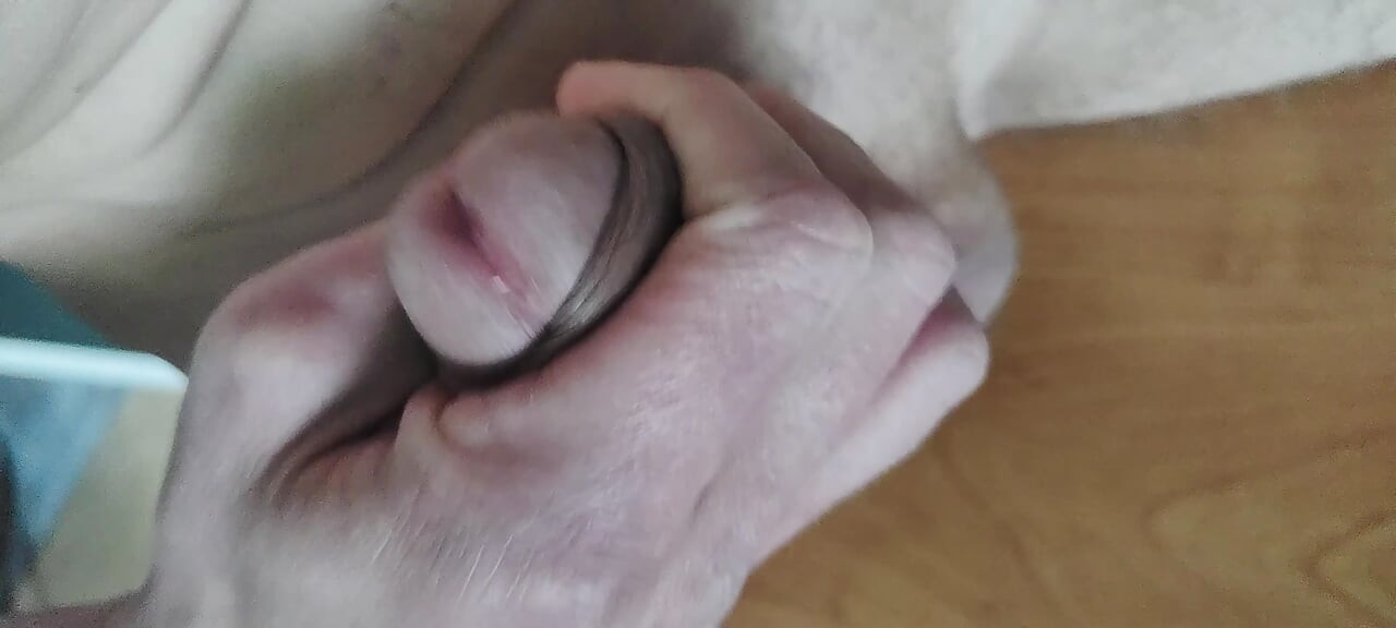 Cumshot hot sperm...