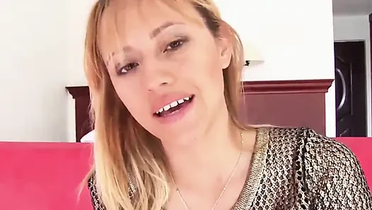 Sexy Karla allein für mich im Hotel