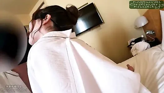 Geheime Film-Wendung: Petite J Cup Shiori verwandelt ein ruhiges Treffen in eine unvergessliche Zugabe.