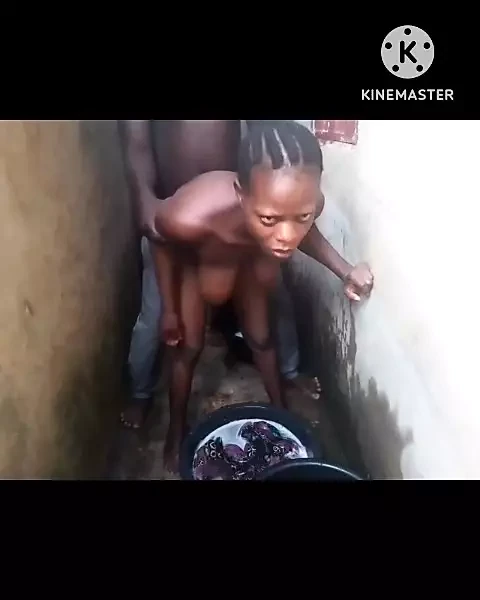 I fuck my wife while she washes her underwear