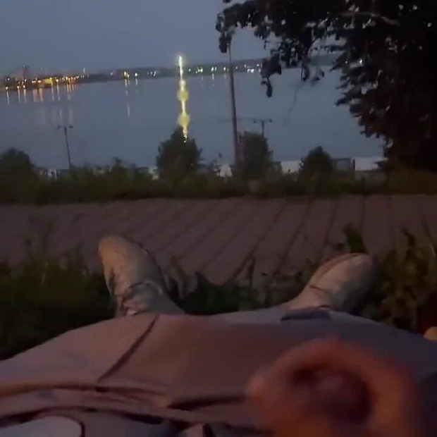 Gave a Blowjob to a Guy on the Embankment