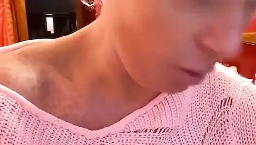 Çıplak güne başlamaya hazırlanırken