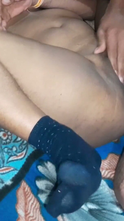 Pooja Bhabhi a făcut sex minunat în mod nativ, luând toată pula mea în pizdă. | Clip 1