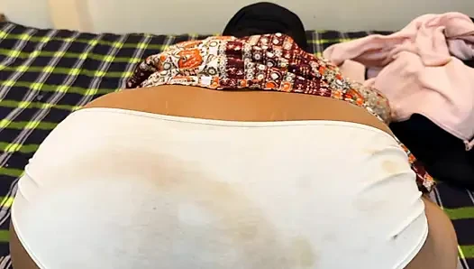 Büyük götlü Arap ateşli teyze canlı şov!