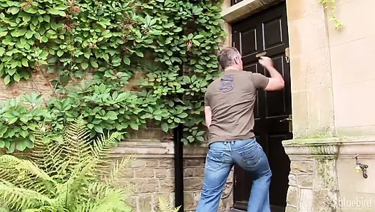 Stripperinnen Brooke Belle, Krissy Lynn und Kerry Louise teilen sich ein hengstfleisch