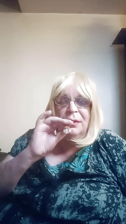 September 2026 VLOG - Chewing the fat whilst smoking a cigar