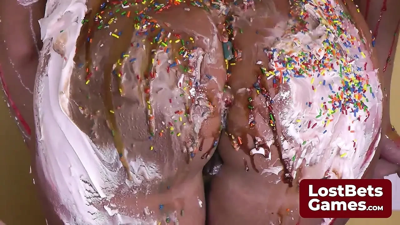 脱衣舞的失败者变成了一种颓废的待遇