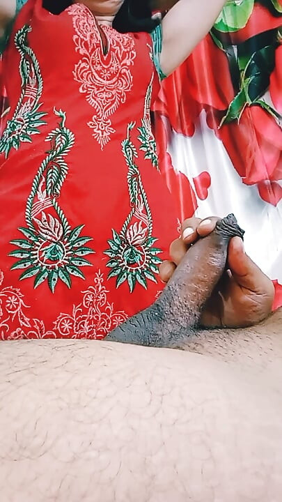 I'm Your Pleasure Girlfriend Tonight