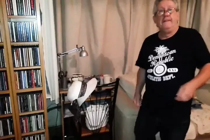 Pauline Loves to Suck Cock