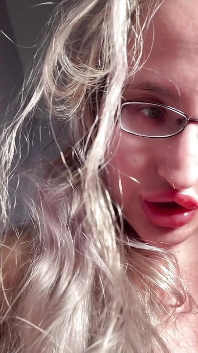 Big Lips Long Tongue Lipstick Lip Gloss Dirty Talking Cuckjoi