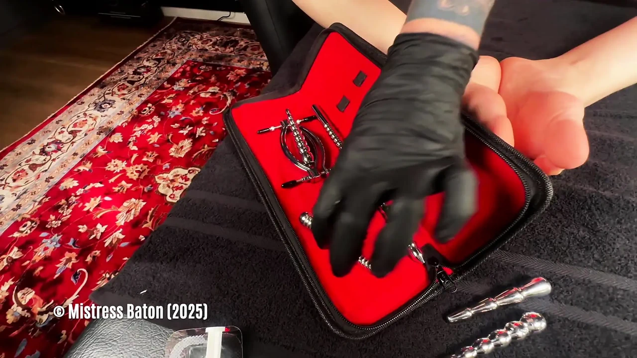 阴蒂大小很重要 第2部分：尿道探测