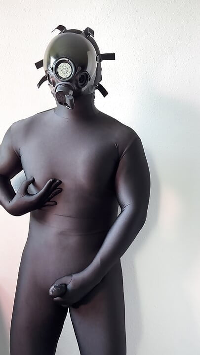 แตกในถุงน่อง Zentai Cumsocks Gasmask