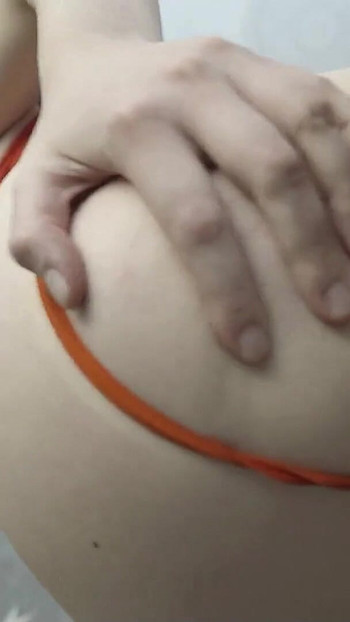 Must-share moment z "Skutečný německý amatérský anální creampie sex se zrzavou děvkou Marie Kaefer"