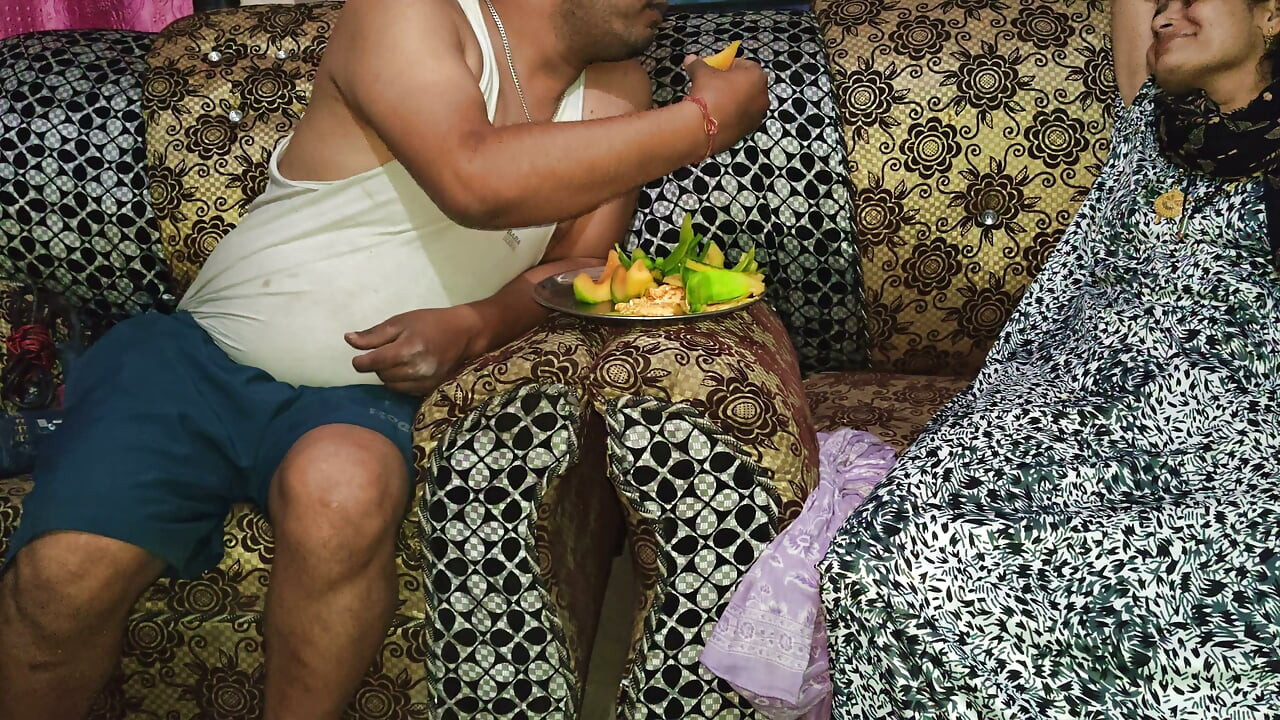 Bhabhi Ne Electric Man Ko Khurbuja Khlya Xvideo Romance