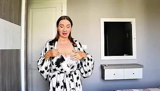 Mature Busty Futanari Reveals Her Secret For Stepson