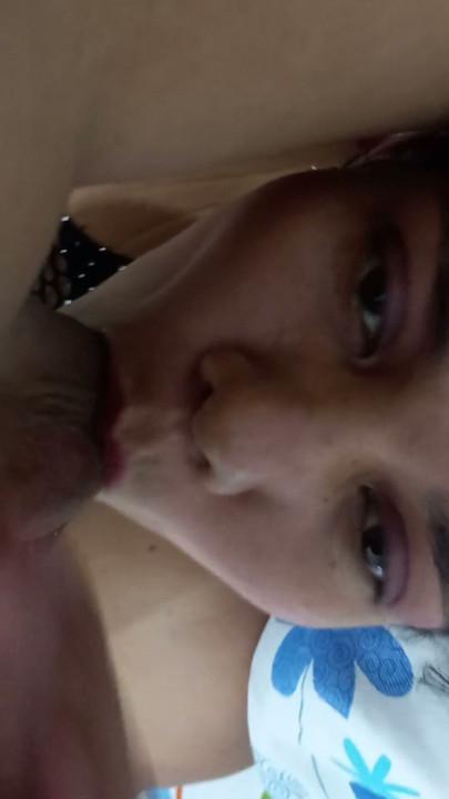 Deep and delicious careless blowjob from a mother in heat | Clip 1