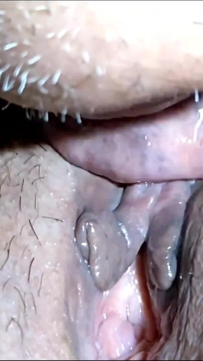 成熟的真實夫妻，她希望她的貓咪被吃到強烈高潮 | 短片 2
