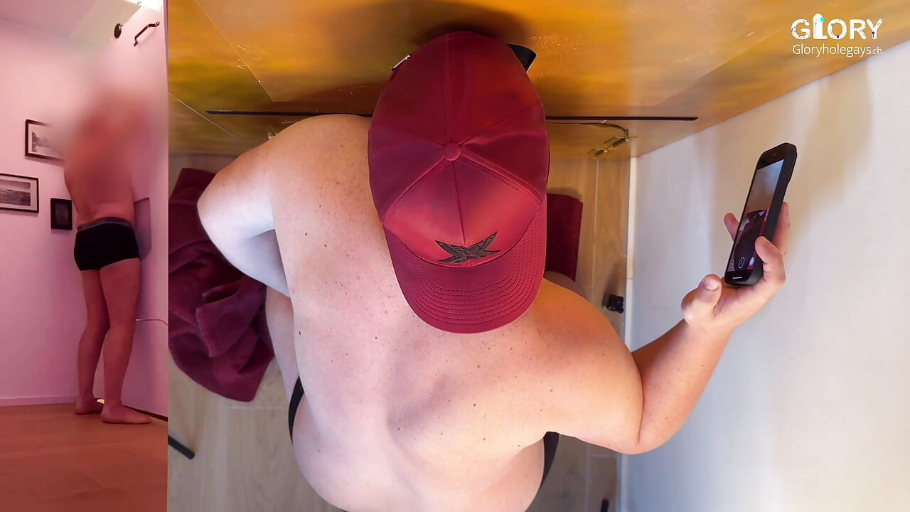 4饼干和奶油 - 他巨大的鸡巴把我吹走了