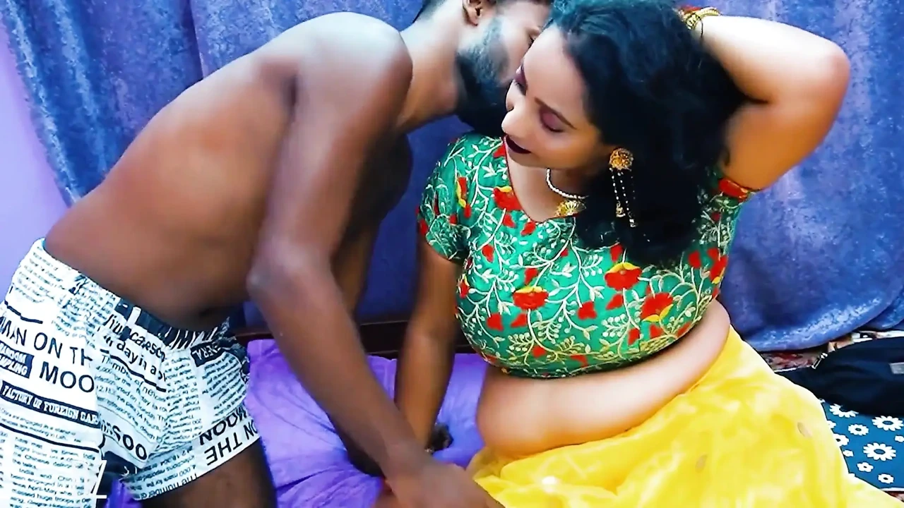 继母大屁股被狠操