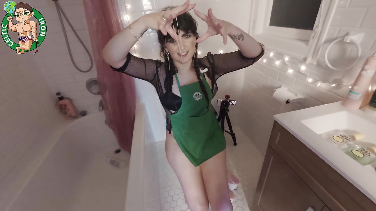 19 Year Old Starbucks Employee Gets Fucked