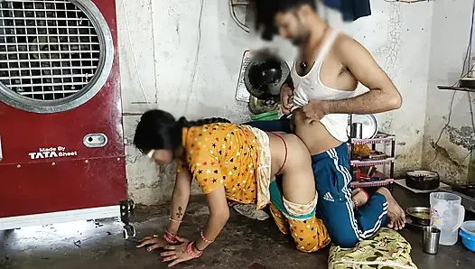 Heiße sexy stiefschwester hat spaß-sex aus dem land des stiefbruers, als stiefschwester allein zu hause war Hindi audio