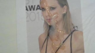 Taylor Swift omaggio 12