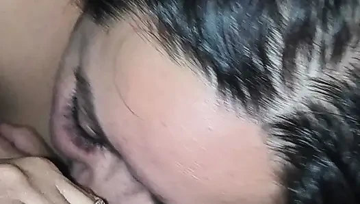 Evli kadın yarağı seviyor