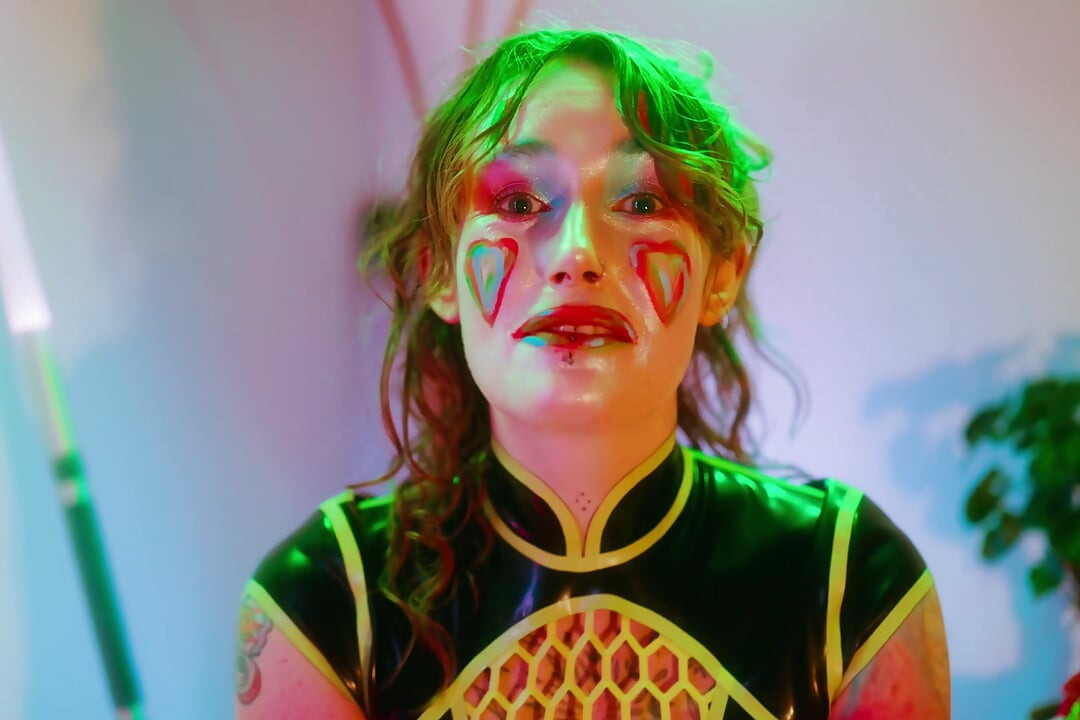 Joy the clown wywiad lateks femdom tickle dokuczanie i zabawa kontrola