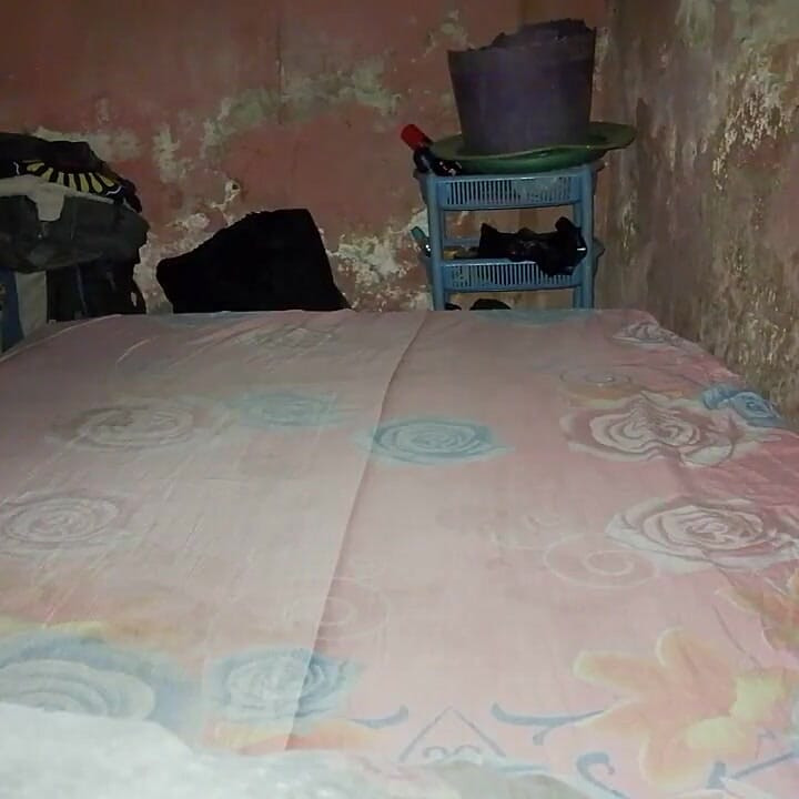 मेरे देहाती बिस्तर को तब तक चोदना जब तक मेरा वीर्य नहीं निकल जाता