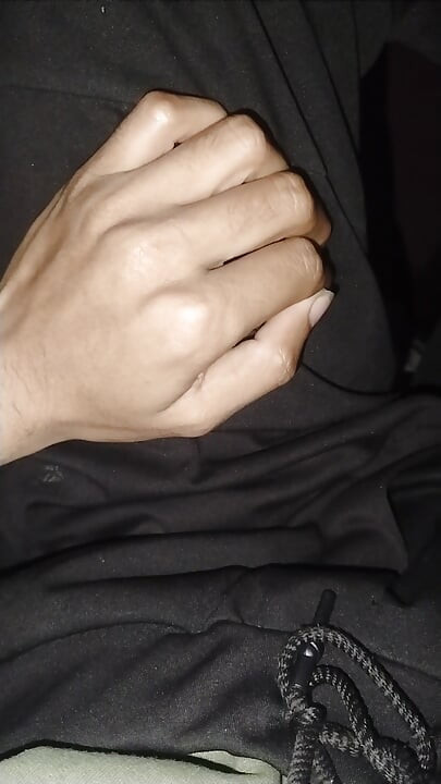 Where do you want this hand