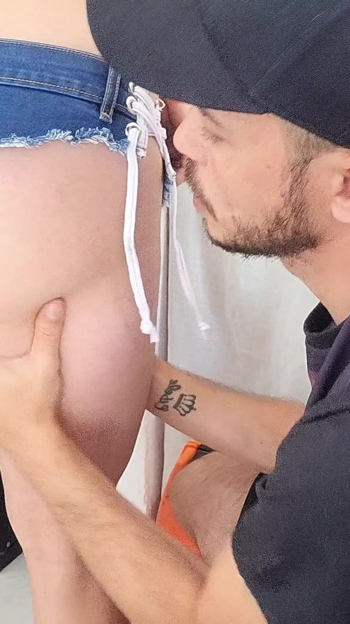 Married housewife in denim shorts receives THE PLUMBER | Clip 1