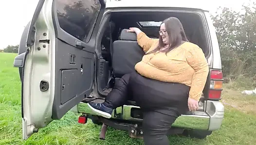 Ssbbw büyük kız büyük araba sorunları
