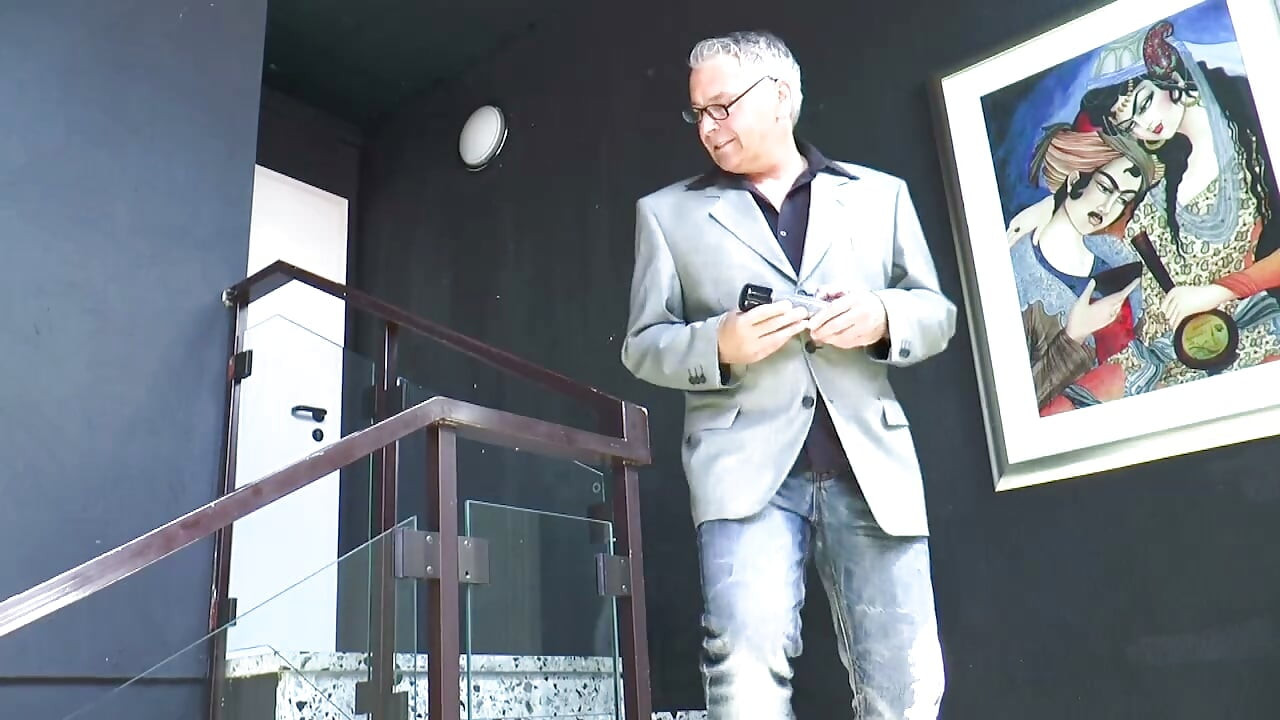 Secretary Miss Schmitt - (full film)