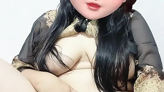 Teen fingers her pink wet pussy