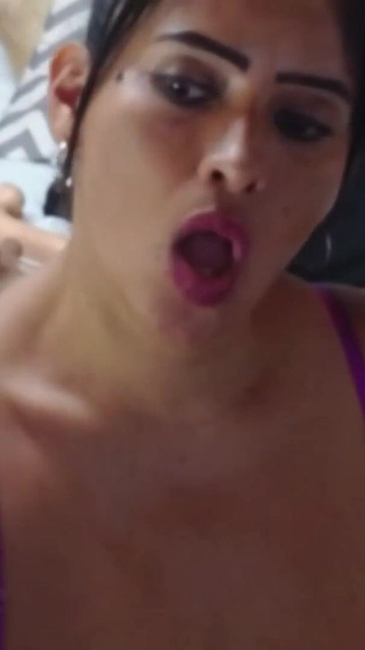 Momen wajib dibagikan dari "tante seksi lagi menggoda dan pamer toket besarnya"