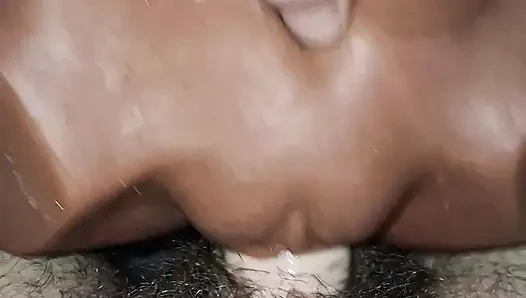 Rahatlatıcı pazar öğleden sonranın tadını çıkarıyor