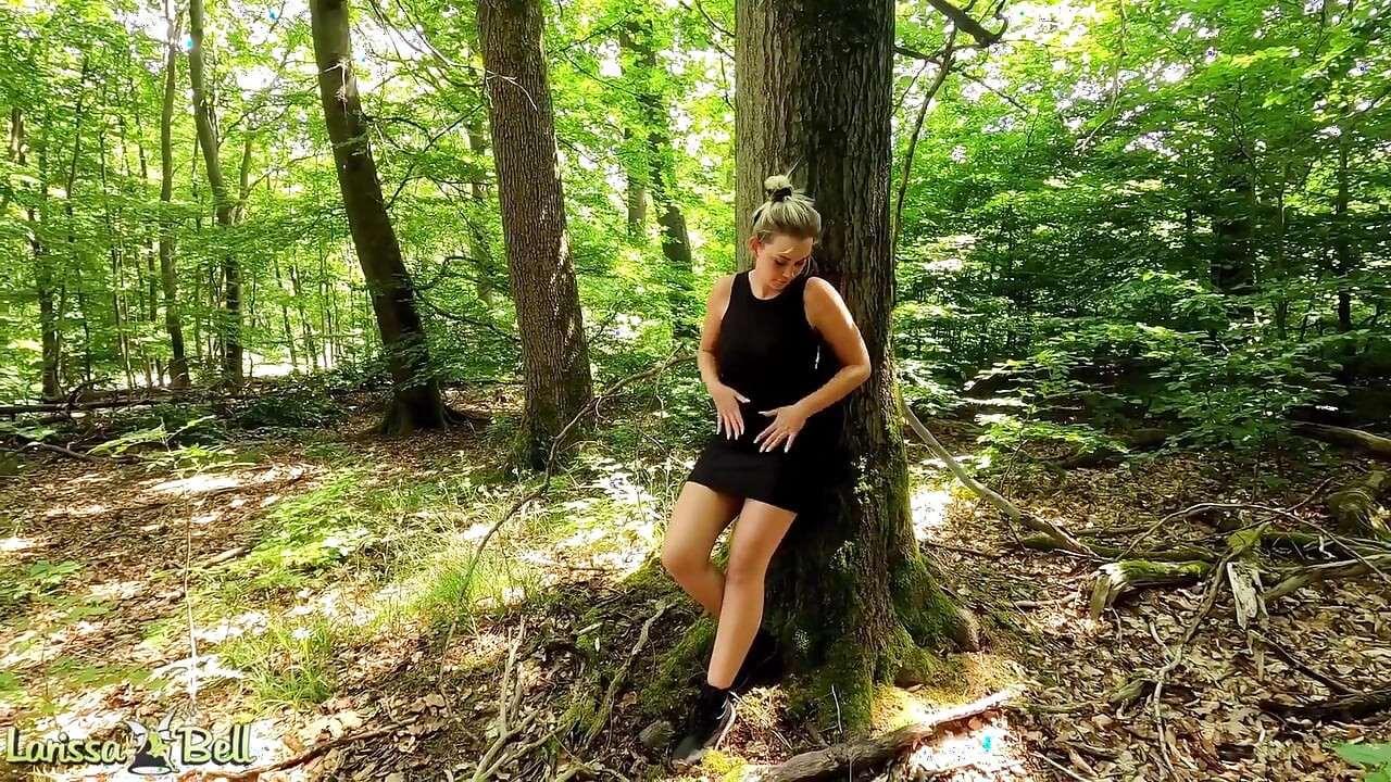 First Time Public Pussy Orgasm!