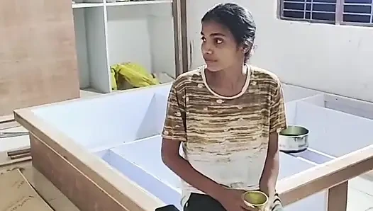 Desi Village Stiefschwester kam vom Markt und sie sah, wie sie ihrem schwager half, indianAlexaQueen zu masturbieren