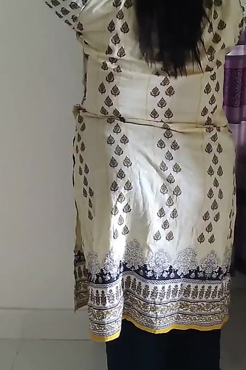 45 Year Old Neighbor Stepaunty Seduced Me by Seeing Her Big Ass While Combing Her Hair - Indian Desi Sex (bbw)