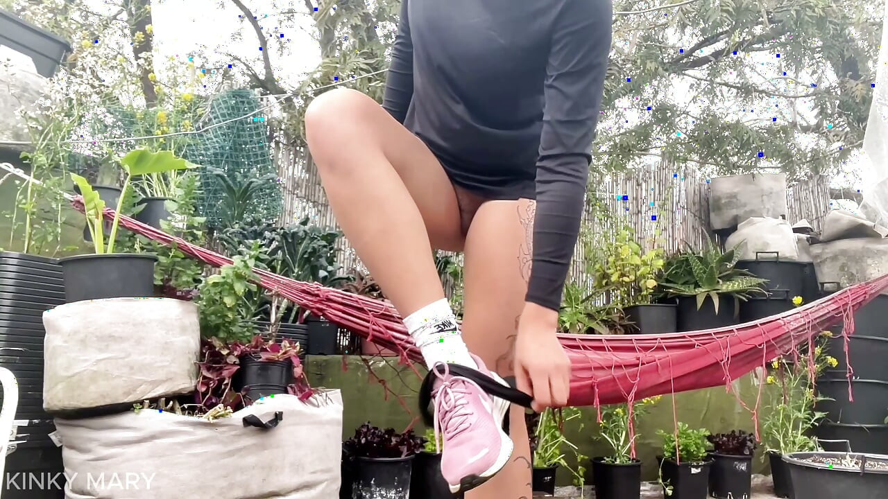 Outdoor Piss on the Plant, Strip and Squat in the Garden