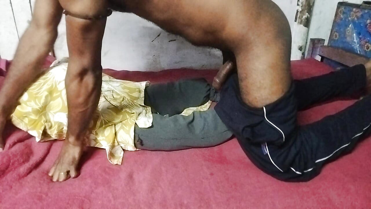Shemale Hijra Harcore làm tình tại nhà bangaldesi