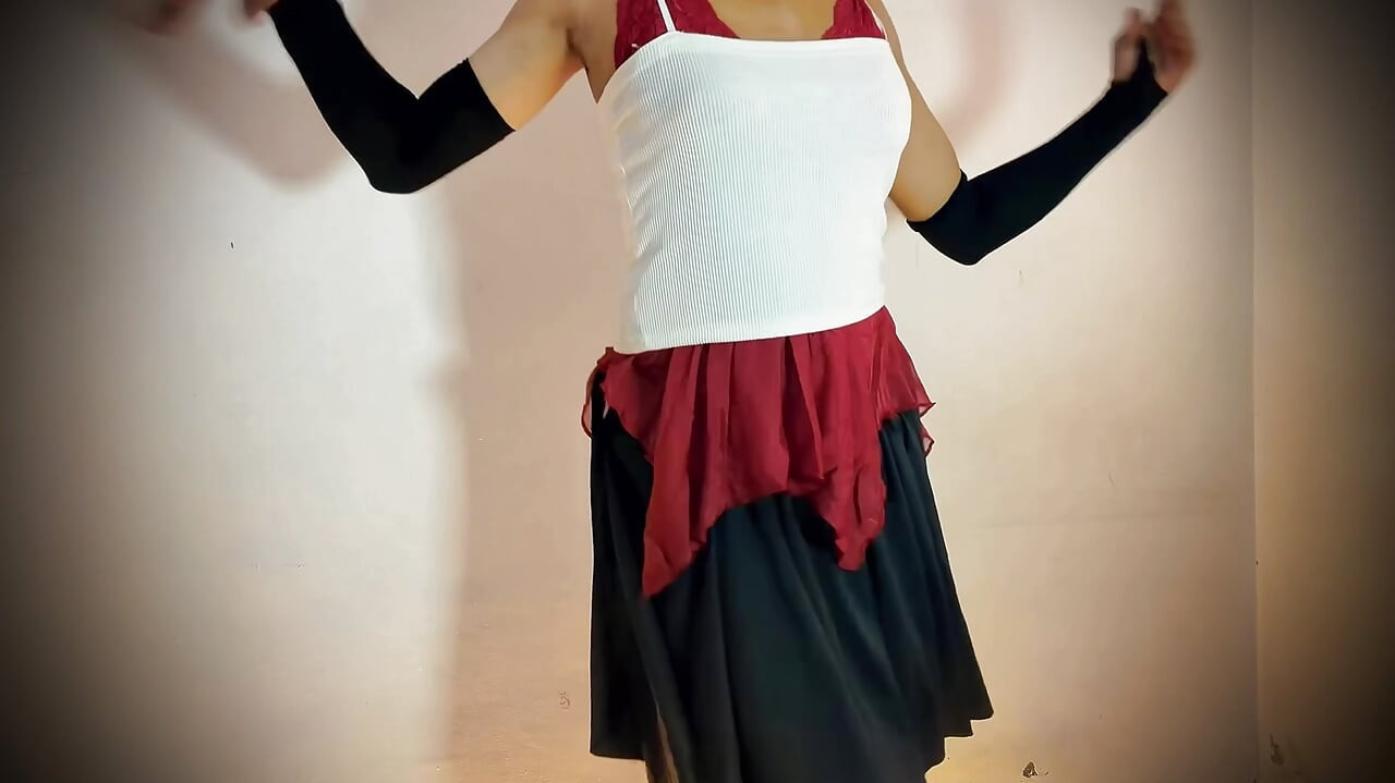 18 Year old Indian Desi mature woman showing her small natural tits and teasing for her boyfriend homemade video