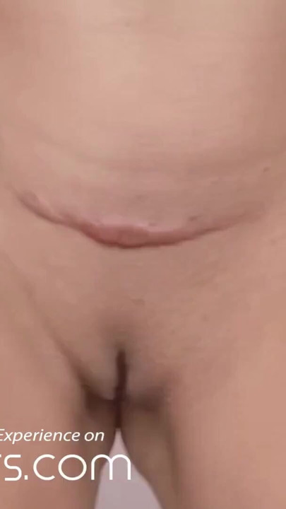 VR BANGERS Curvy Ebony Babe Masturbating And Twerking | Clip 1