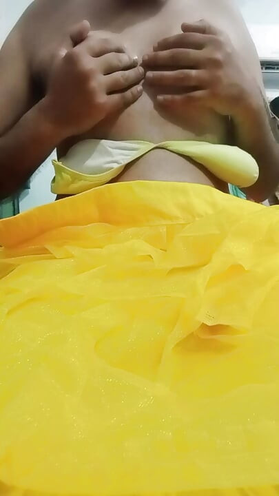 Indian Gay Crossdresser Gaurisissy xxx sex in yellow Lehenga