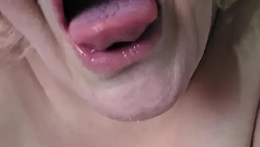 Лижу твое очко это единственная цель шлюх